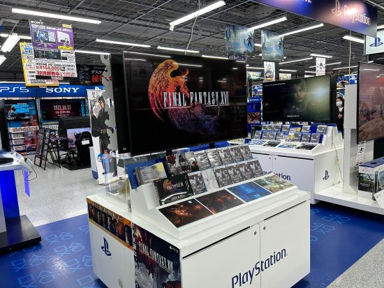 《FF16》宣发解禁！日本游戏店内摆满PS5实体盘盒